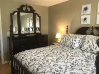 Beautiful rural setting cottage Hotels near New River trail State Park, Cliffview Access