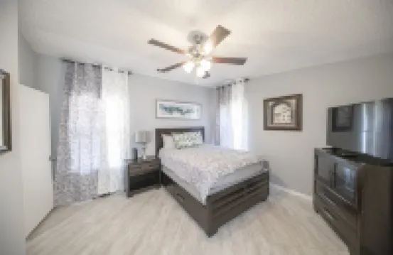 Right At Home-Midland Northtown Place