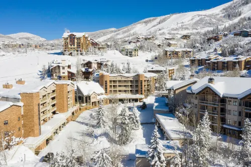 Ski Access and Cozy Living Area with Balcony - Charming Mountain Haven