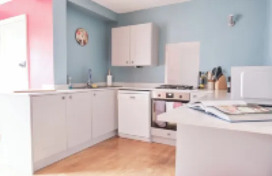 Charming cottage by a stream with trails from the doorstep in the peak district