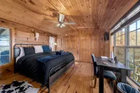 Charming Cabin with Fire Pit and Game Area - Cozy Mountain Retreat Hotels in Henderson County