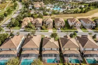 Screened-in Pool and Game Room - Stunning Family Oasis Các khách sạn ở Four Corners