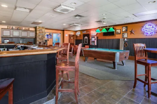 Days Inn by Wyndham Cambridge