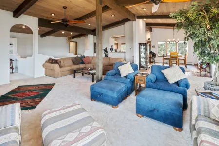 Privacy and Breathtaking Views - Gorgeous Mountain Sanctuary