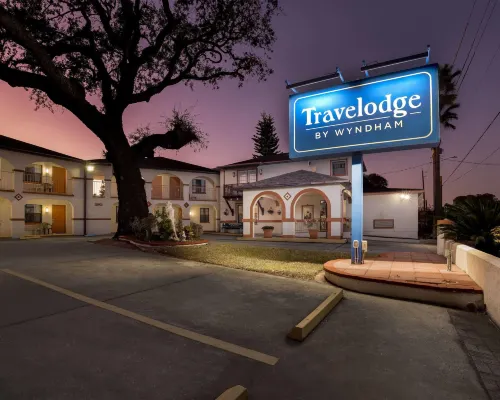 Travelodge by Wyndham Hotel & Cottages St Augustine/Historic Экстерьер Photos