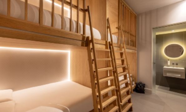 Zedwell Piccadilly Circus