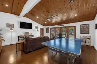 Waterfront Home- 2 Pools, Waterslide, huge boat dock and perfect layout!!