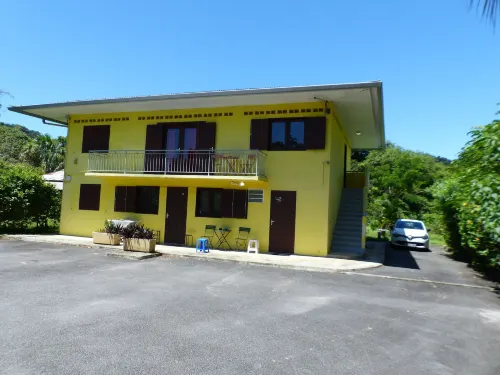 Au Petit Canal Fleuri Hotels in Remire-Montjoly