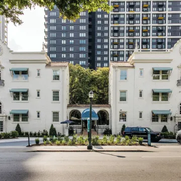 Hotel Granada Midtown Отели рядом с достопримечательностью «Станция Атлантик»