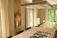 Comfortable Holiday Home in Marche-en-Famenne with Terrace