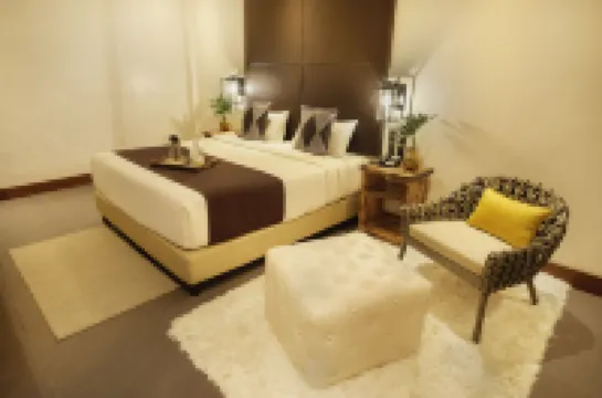 โรงแรมเดอะเบิร์ค