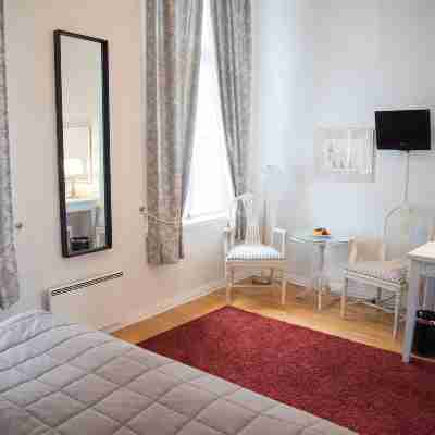 Mustion Linna / Svartå Manor Rooms