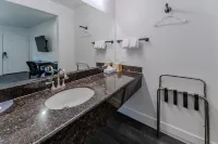 モントレー サーフ イン