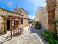 Aphrodite's Pool Retreat Hotels in Skarinou