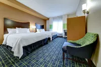 Fairfield Inn & Suites Harrisburg West Hotels in Fairview Township