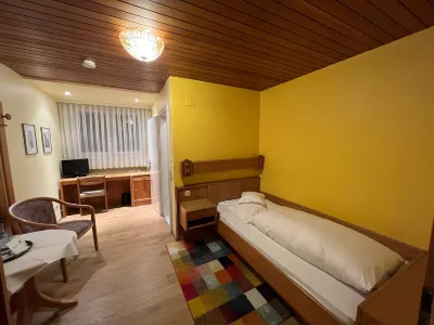 Hotel Schwan Hotels in Iffezheim