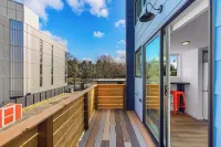 Echo Loft: A Modern Escape Hotels in Mercer Island