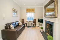 Grand Canal District Apartments - Airport Shuttle