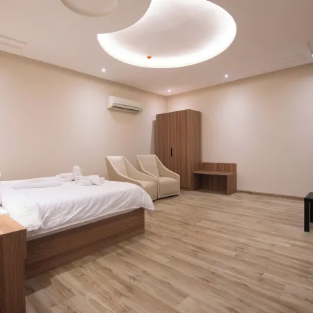 Towlan Alfalah Services Apartment Отели в г. Эр-Рияд