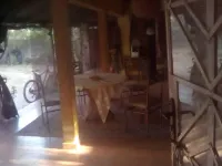Cottage Sleeps 6 with Private Patios - Pet-friendly