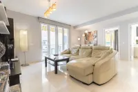 蘇爾套房卡斯蒂略