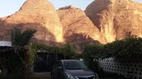 Wadirum Hostel - parcheggio