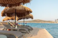 Cumbalıca Beach Hotel Hoteles en Çeşme