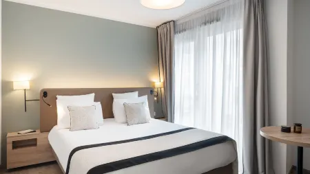 Residhome Dijon Cité des Vignes Отели рядом с достопримечательностью «Museum of the life of Bourguignonne»