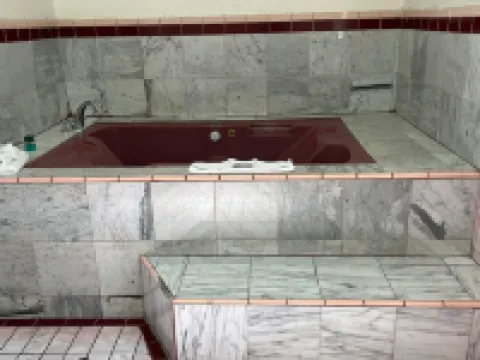 Economy Inn Hotels in Compton