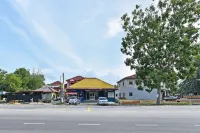 OYO 90551 Zn Mix Homestay & Roomstay Hotels in Kampung Raja