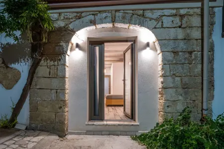 Corte Janca Отели в г. Specchia