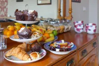 Castle Walk B&B - breakfast