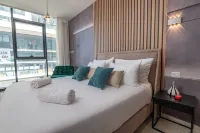 Hi - Yam SeaView Apartments & Suites Hotel a 