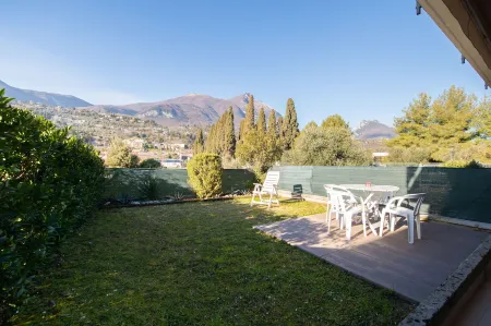 Casa Blu Отели рядом с достопримечательностью «Campeggio Maderno Di Avanzi Roberto»