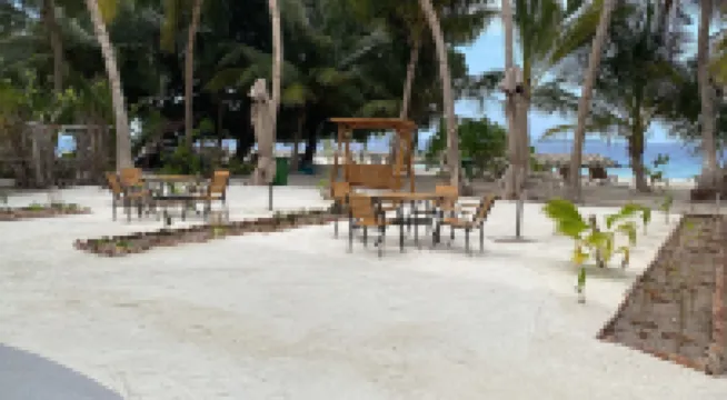 Chak’z 1964 Beach Hotel di Dharavandhoo Island