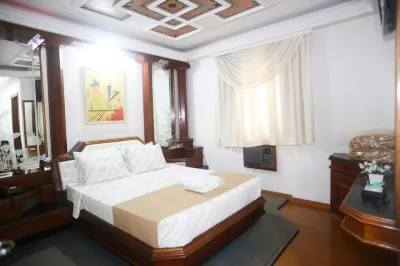Maison Florense Hotel Hotels near UBS Apuana Garden