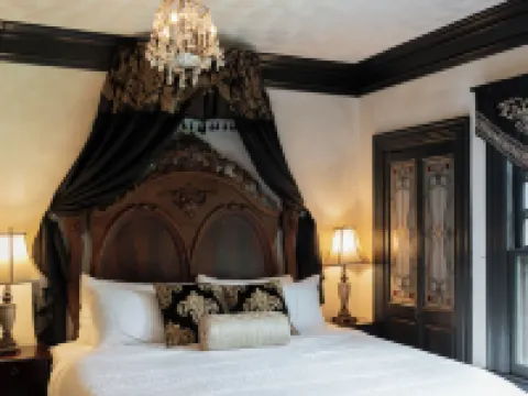 Manor House Inn Hotels in Norfolk