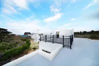 Libentia Hotel & Pool Villa