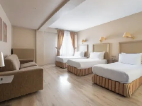 Crisol Almirante Bonifaz Hotels in Burgos