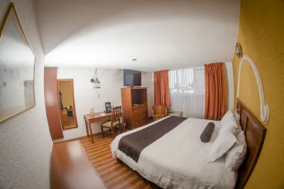 Howard Johnson by Wyndham Morelia Calle Real Các khách sạn ở 