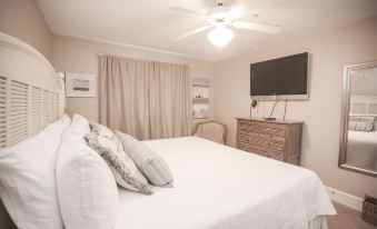 Crystal Dunes by Panhandle Getaways