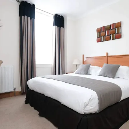 The City Hotel