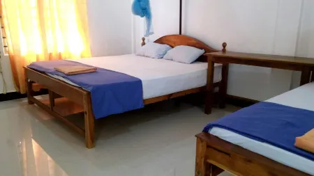 French Garden Resort Отели рядом с достопримечательностью «Нилавели Бич»