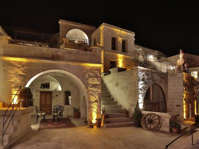 Phocas Cave Suites