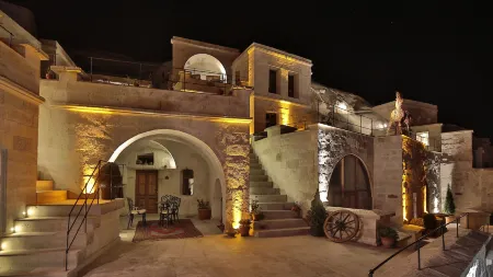 Phocas Cave Suites Отели рядом с достопримечательностью «Devrent Vadisi»