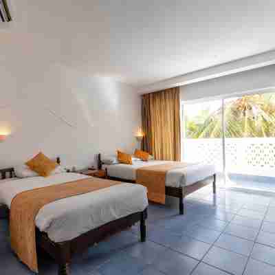 Sun N Sand Resort & Conventional Center Rooms
