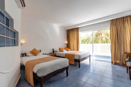 Sun N Sand Resort & Conventional Center