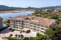 Hotel Costa Salina Hotel dekat Plage de Santa Giulia