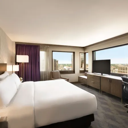 InterContinental Hotels SAINT PAUL RIVERFRONT by IHG