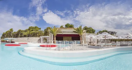 Amadria Park Ivan Отели в г. Гребаштица